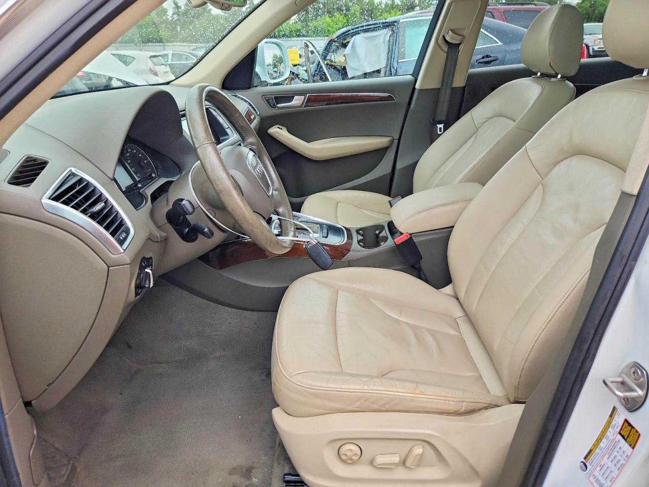 2012 AUDI Q5 Premium Plus