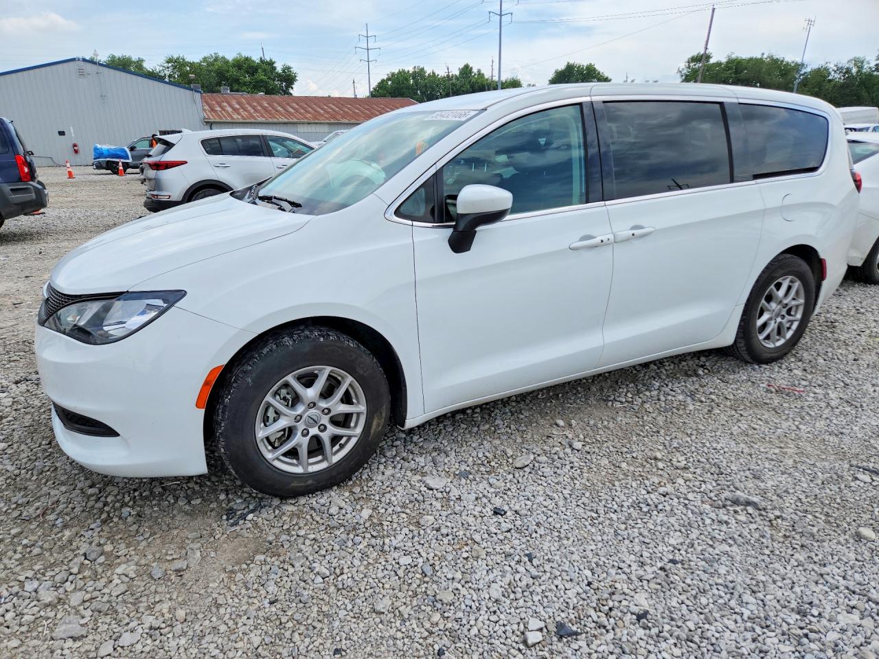 2022 CHRYSLER VOYAGER LX