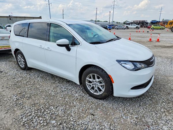 2022 CHRYSLER VOYAGER LX
