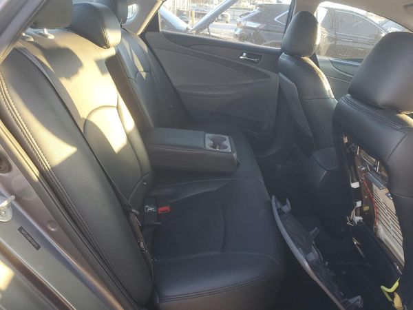2013 HYUNDAI SONATA