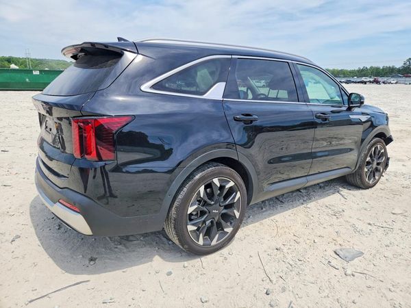 2025 KIA SORENTO