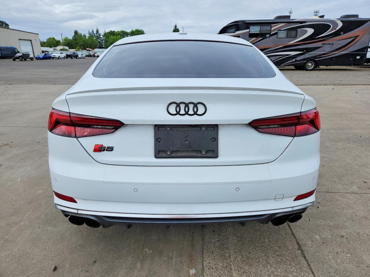 2018 AUDI S5