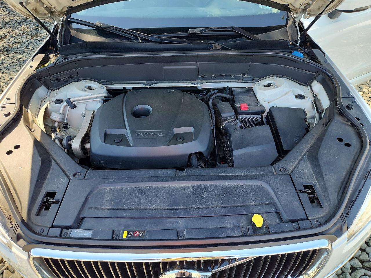 2016 VOLVO XC90 SV42 Momentum