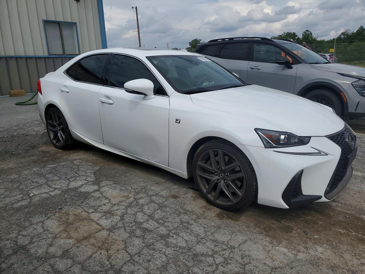 2018 LEXUS IS 300