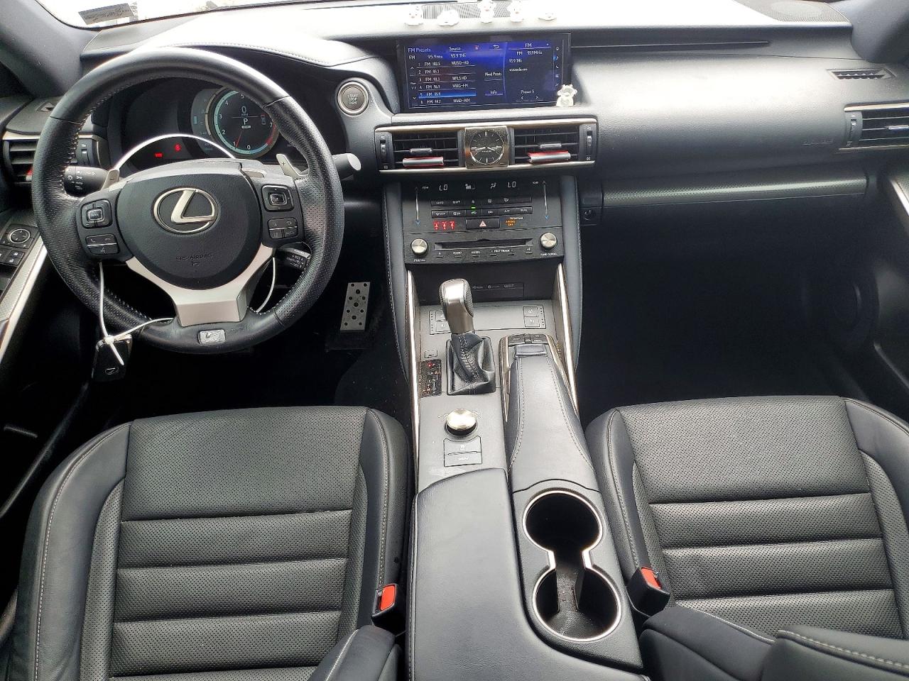 2018 LEXUS IS 300