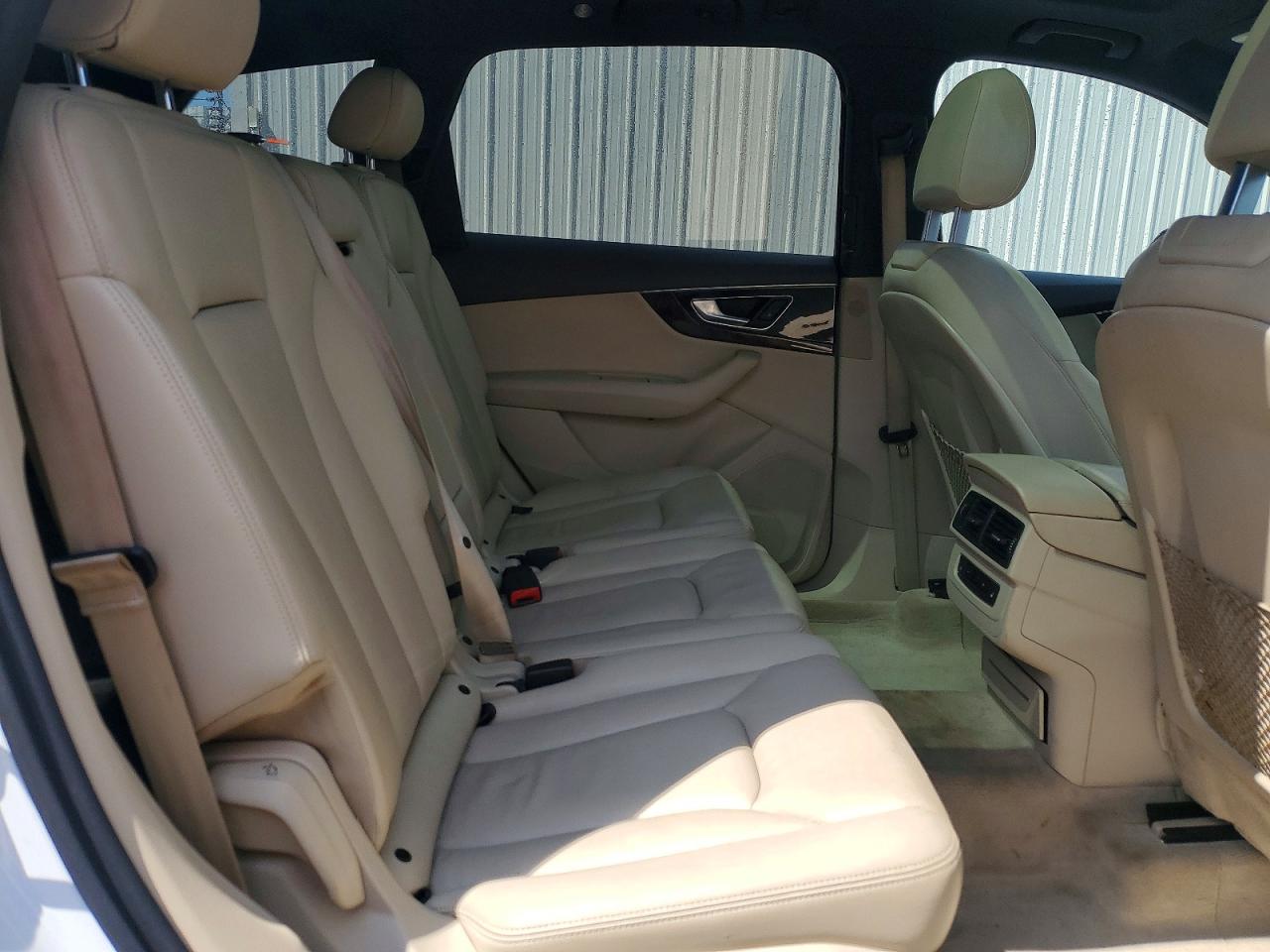 2017 AUDI Q7 quattro Premium Plus
