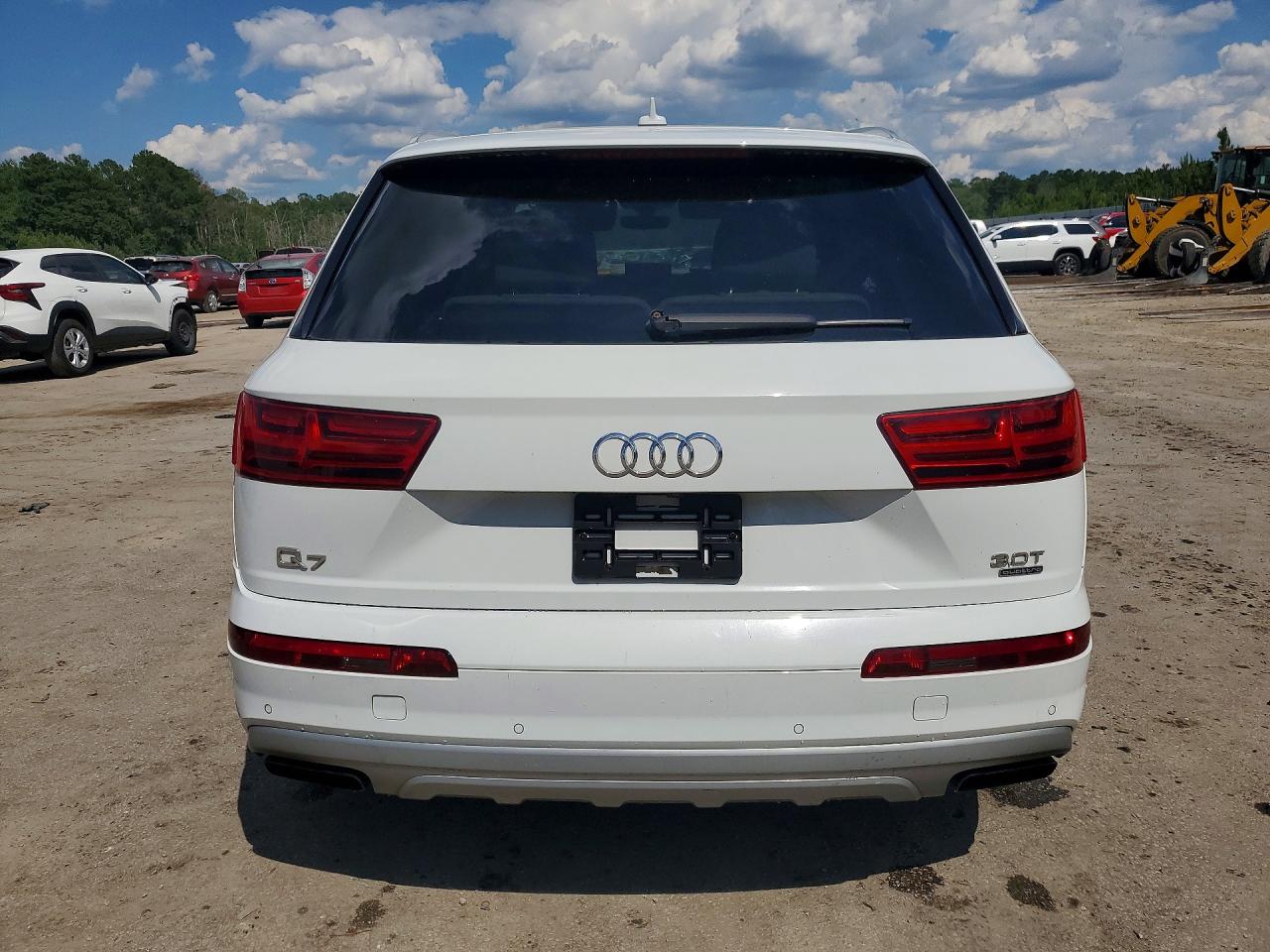 2017 AUDI Q7 quattro Premium Plus