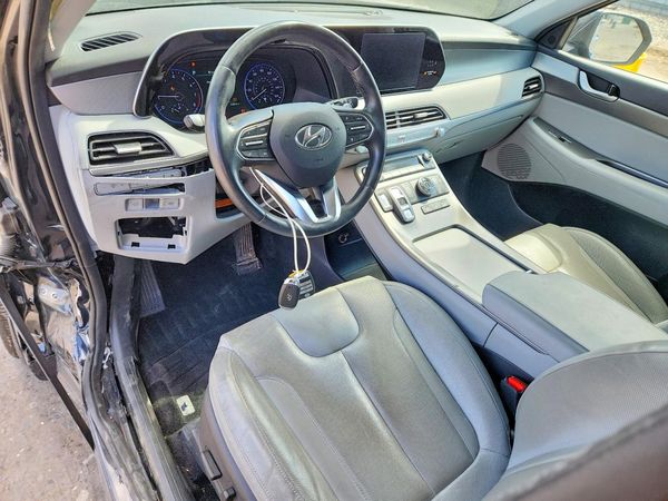 2020 HYUNDAI PALISADE SEL w/ Premium Pkg