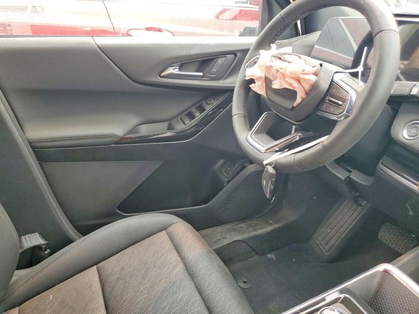 2026 CHEVROLET EQUINOX 1LT — DENT