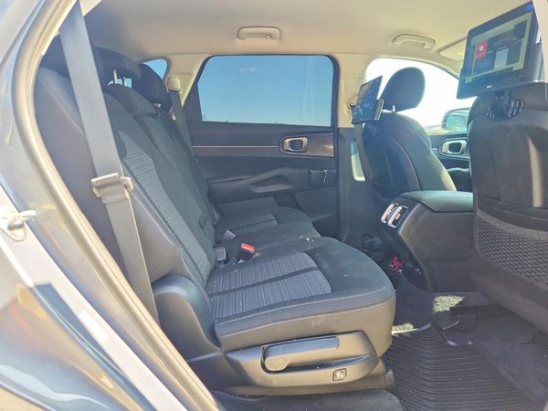 2022 KIA SORENTO LX