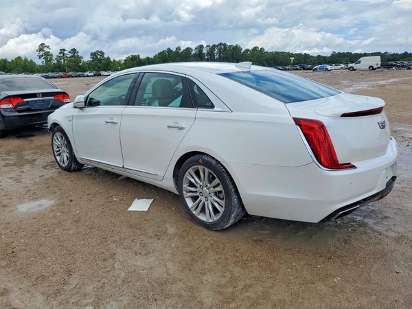 2018 CADILLAC XTS Luxury