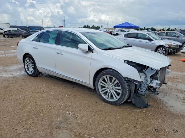 2018 CADILLAC XTS Luxury