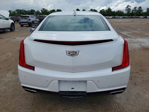 2018 CADILLAC XTS Luxury