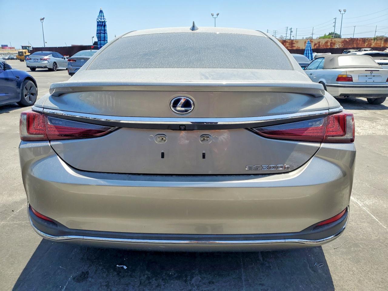 2021 LEXUS ES 300H 300h Base