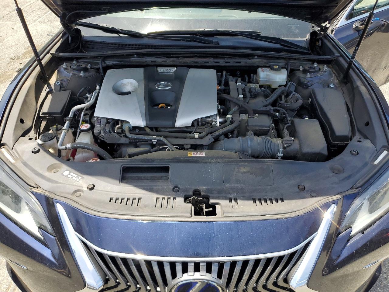 2021 LEXUS ES 300h Premium