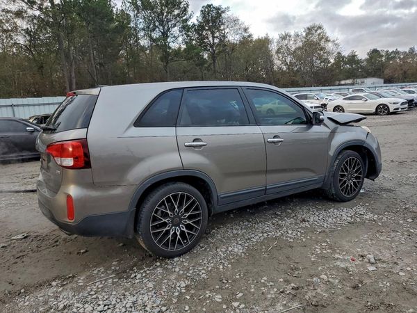 2015 KIA SORENTO GL