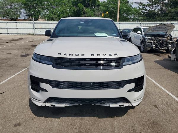 2024 LAND ROVER RANGE ROVE P400 Dynamic SE