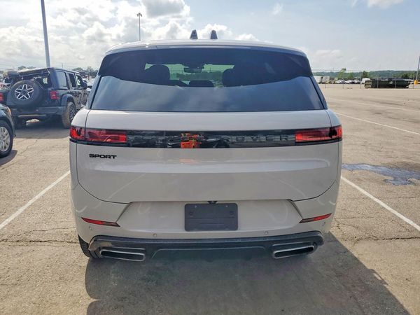 2024 LAND ROVER RANGE ROVE P400 Dynamic SE