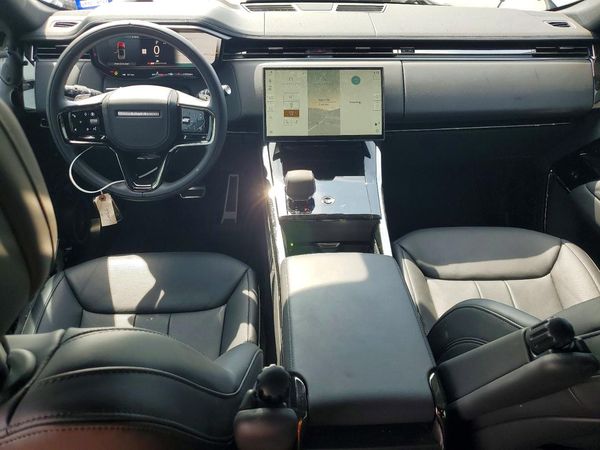 2024 LAND ROVER RANGE ROVE P400 Dynamic SE