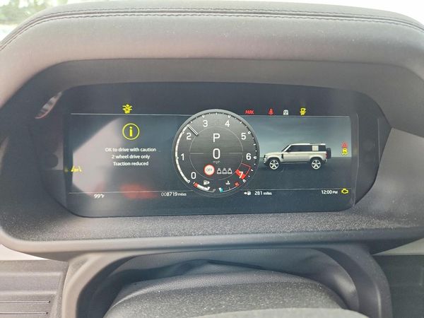 2025 LAND ROVER DEFENDER 110 X-Dynamic SE