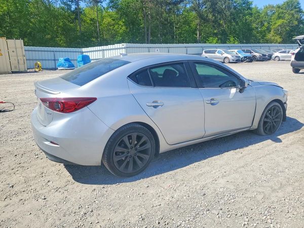 2018 MAZDA 3