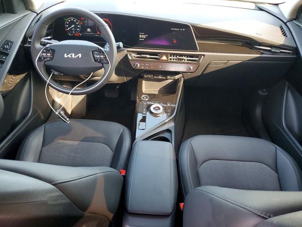 2025 KIA NIRO Wind