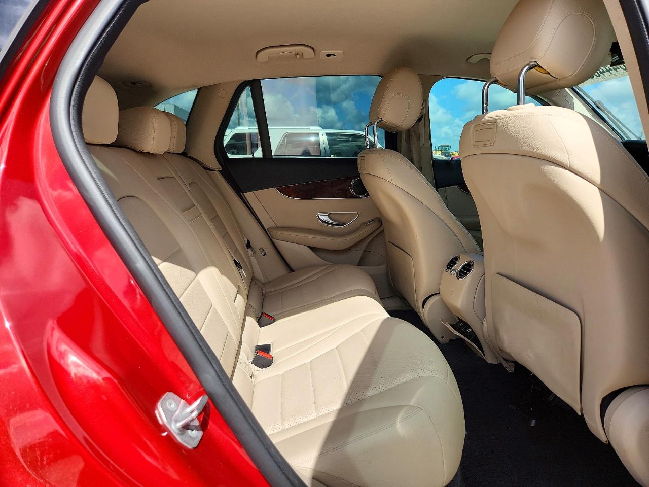 2018 MERCEDES-BENZ GLC GLC300
