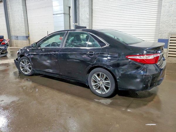 2015 TOYOTA CAMRY