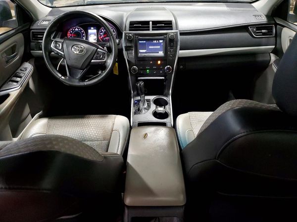 2015 TOYOTA CAMRY
