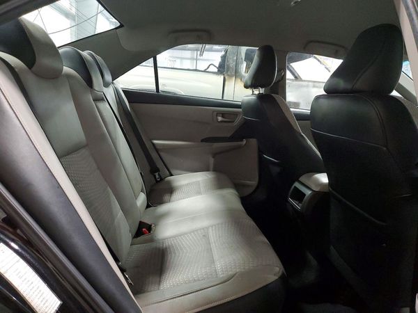 2015 TOYOTA CAMRY