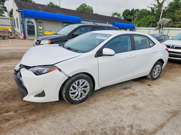 2019 TOYOTA COROLLA