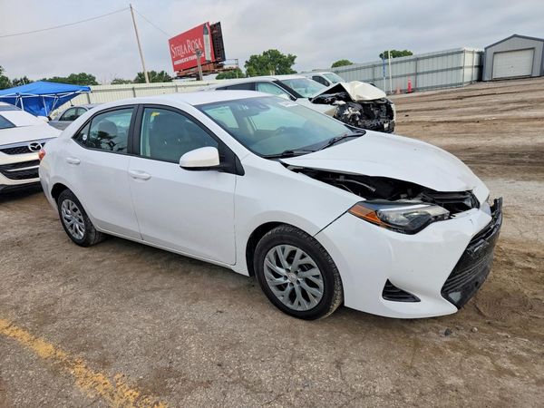 2019 TOYOTA COROLLA