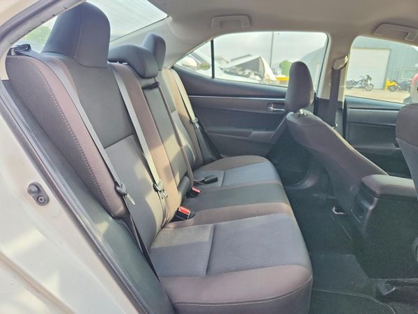 2019 TOYOTA COROLLA