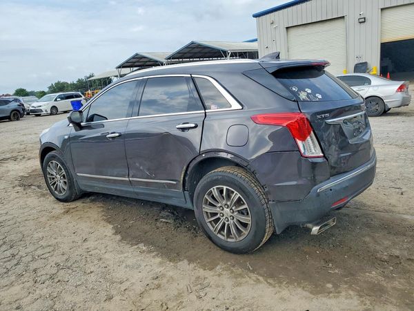 2017 CADILLAC XT5