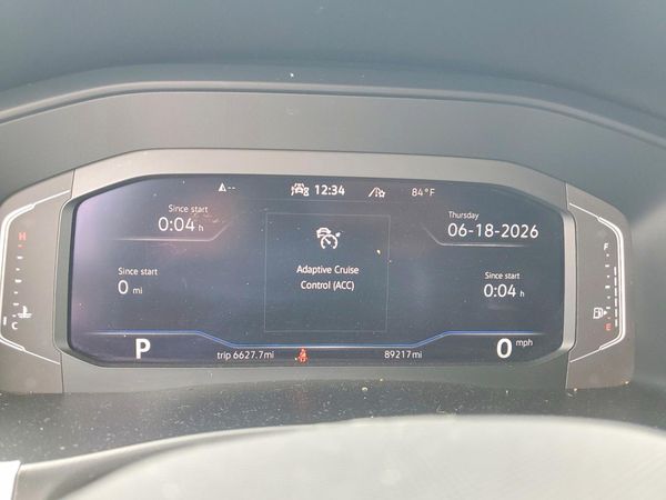 2022 VOLKSWAGEN ATLAS CROSS SPORT 4Motion SE w/ Tech