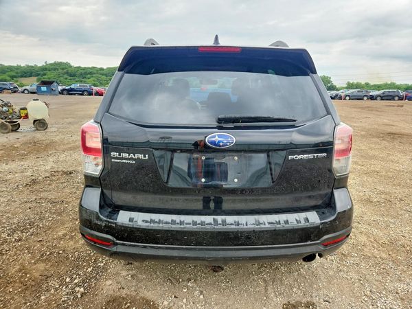2018 SUBARU FORESTER Limited