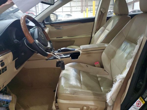 2015 LEXUS ES 300h