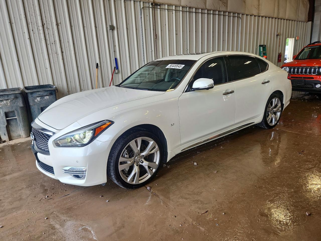 2017 INFINITI Q70L