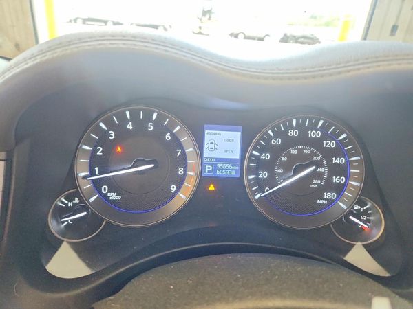 2017 INFINITI Q70L