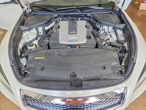 2017 INFINITI Q70L