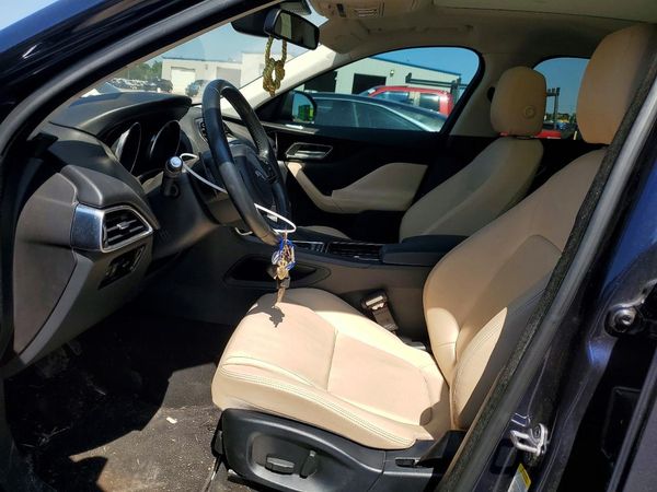 2018 JAGUAR F-PACE
