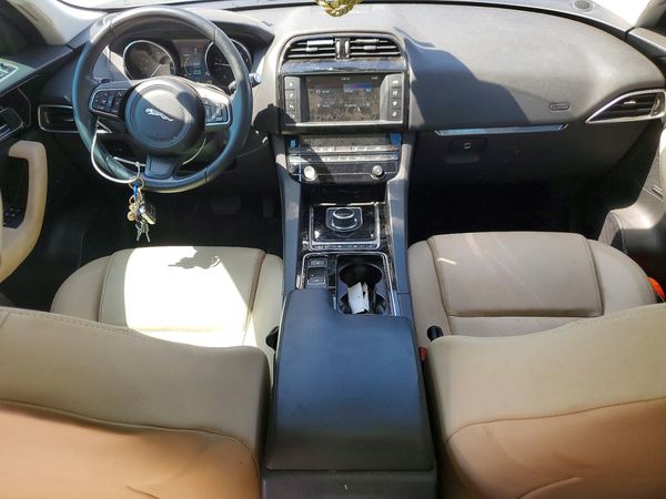 2018 JAGUAR F-PACE