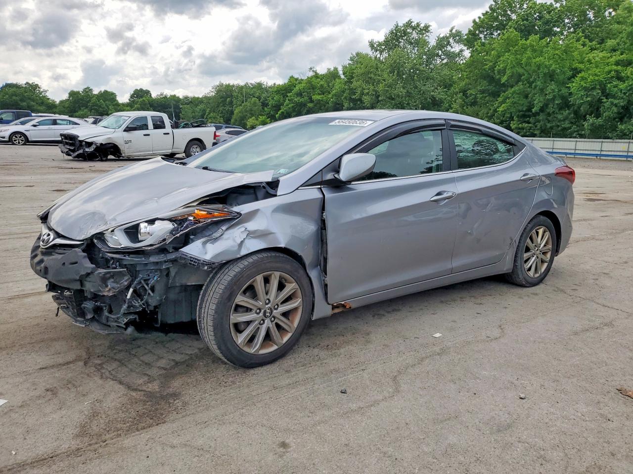 2015 HYUNDAI ELANTRA GLS(Middle)