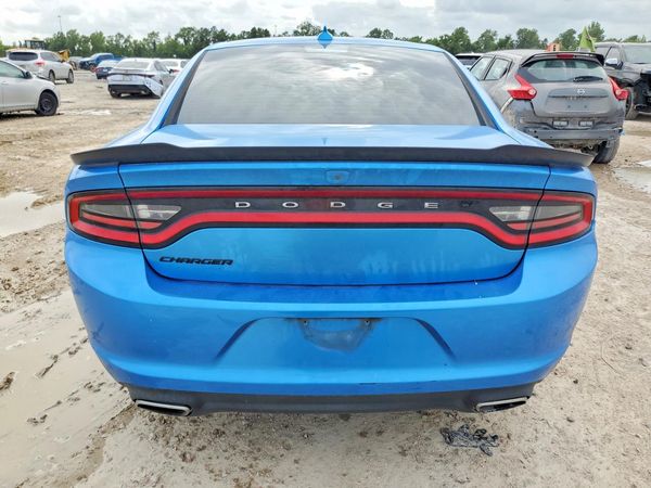 2016 DODGE CHARGER SXT