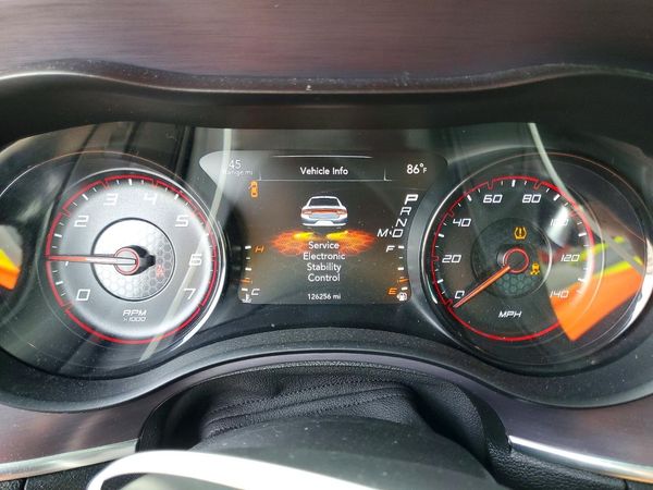 2016 DODGE CHARGER SXT