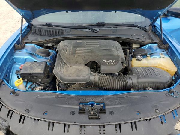 2016 DODGE CHARGER SXT