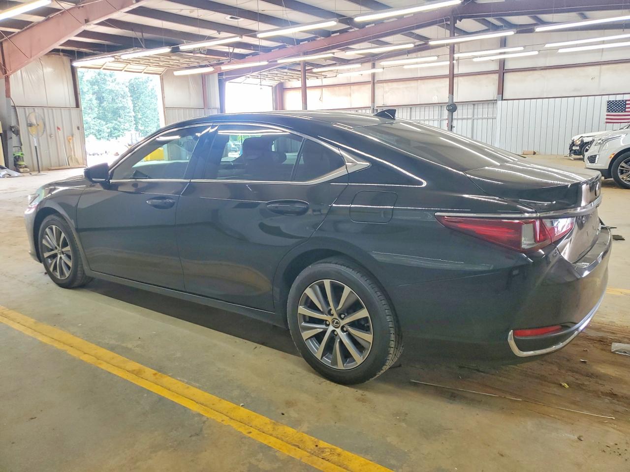 2021 LEXUS ES 250 350 Base