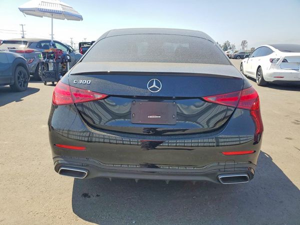 2024 MERCEDES-BENZ C C300