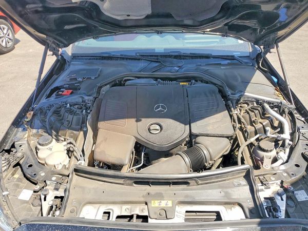 2024 MERCEDES-BENZ C C300