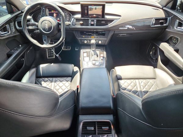 2017 AUDI S7